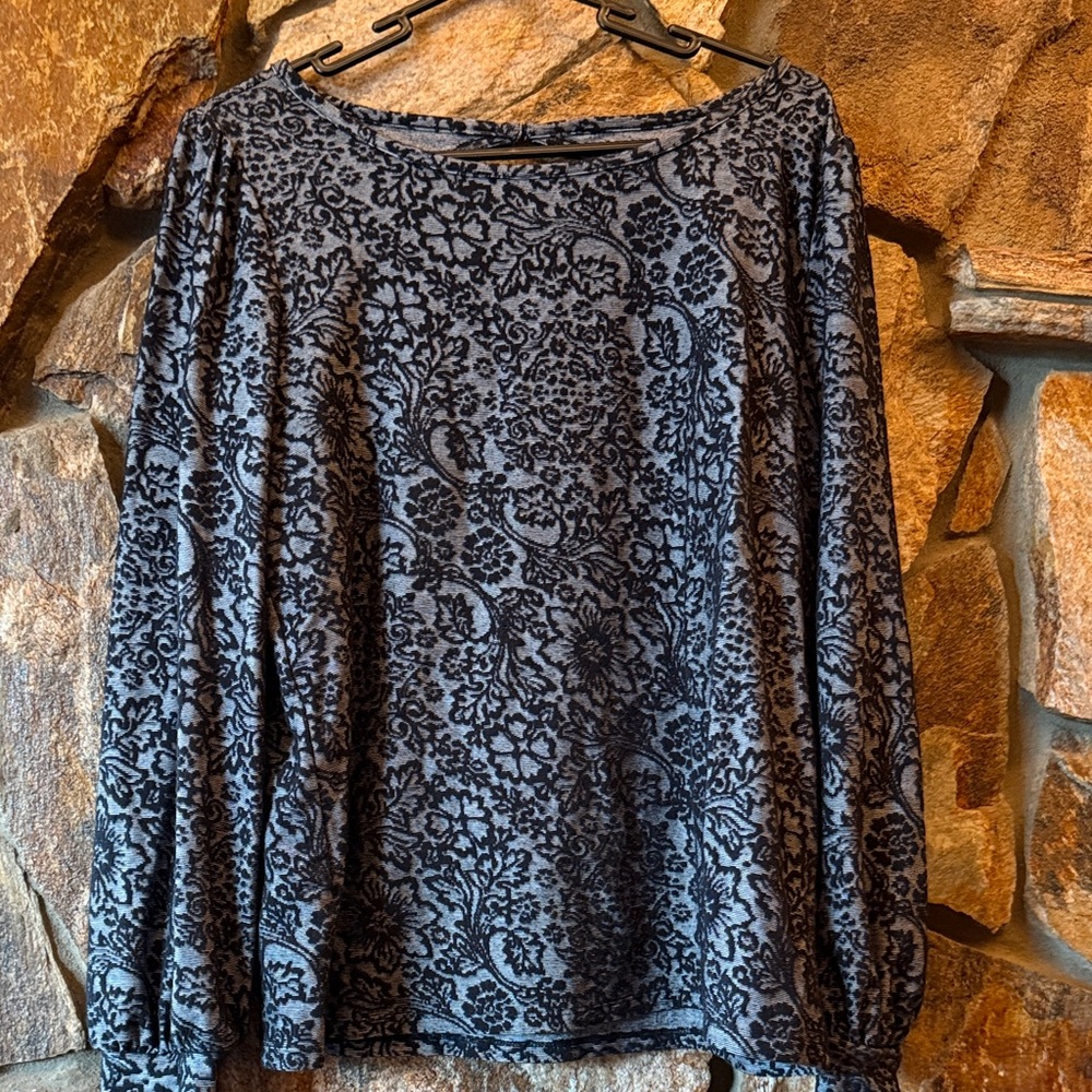 LOFT Black and Gray Floral Long Sleeve Top